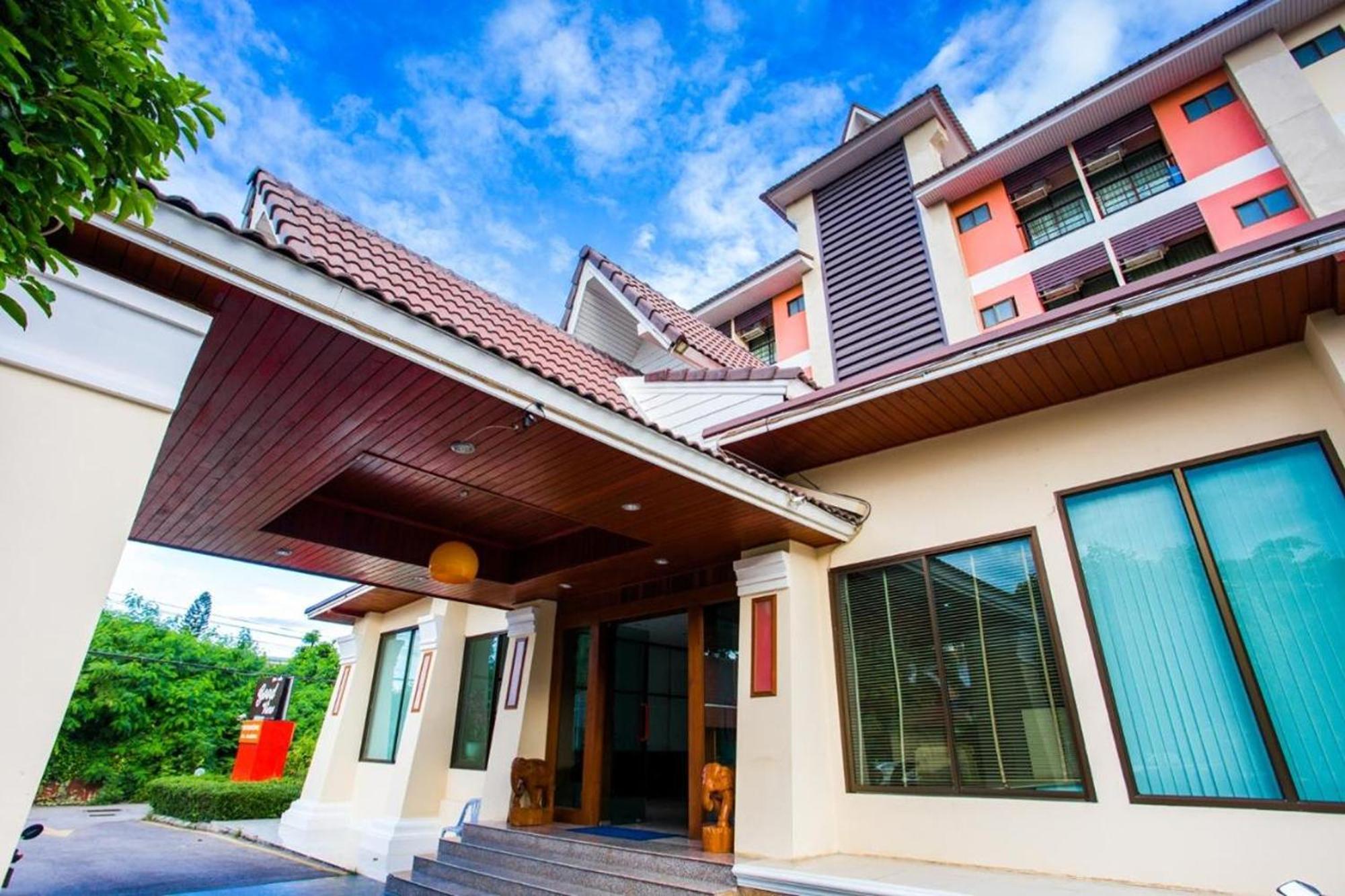 Good View Residence Lampang Ngoại thất bức ảnh